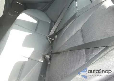 2009 Mercedes-Benz C300 z USA, uszkodzony, nr VIN WDDGF54X29F231208